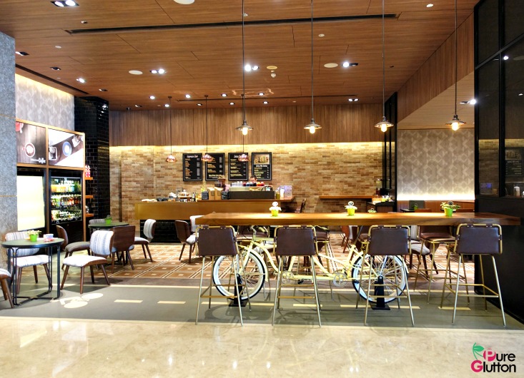 lobby cafe