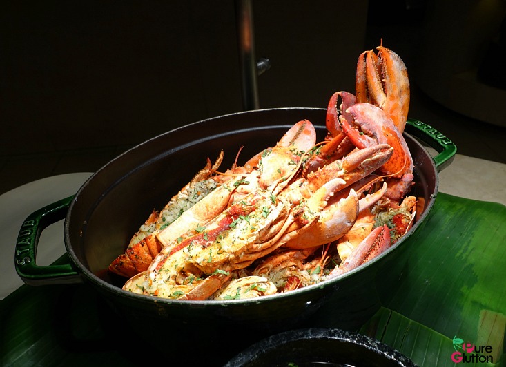feast-lobsters