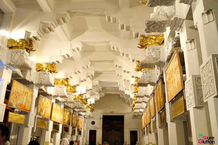 inside-temple